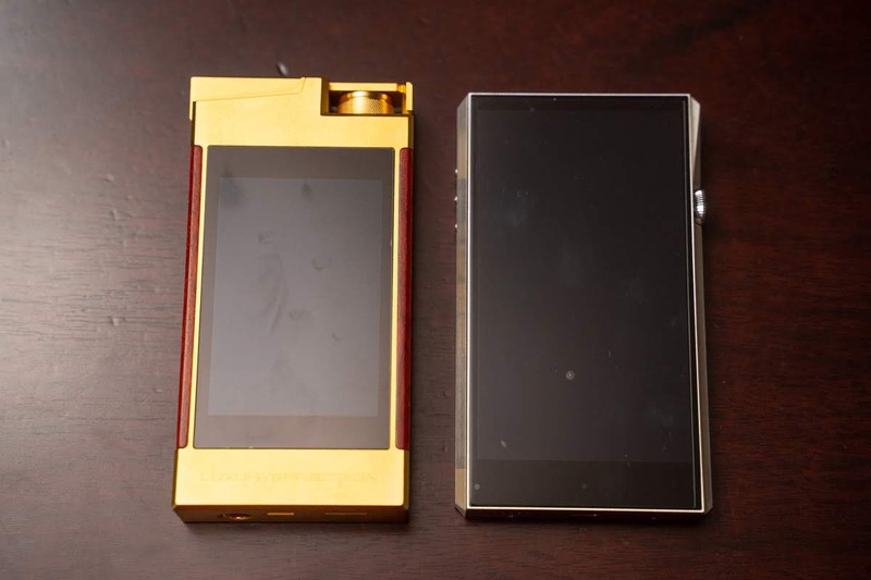 右がAstell&Kernの「A&ultima SP1000」(SS)