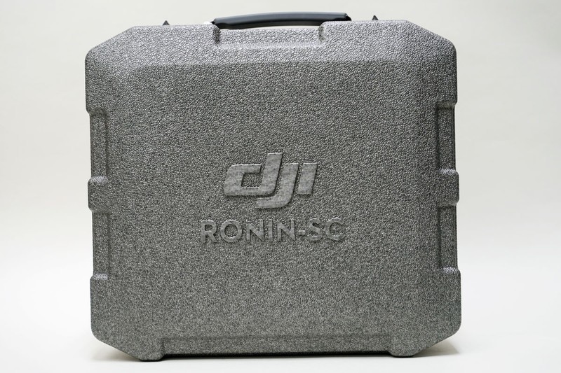 ケースもかなり軽量