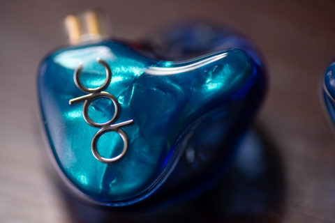 ミニレビュー】今こそシングルBAの上質な音を、ワイヤレスで楽しむ