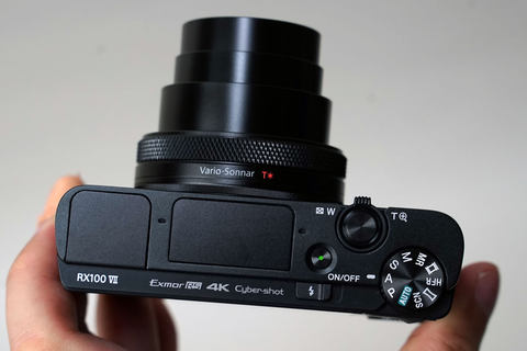 小寺信良の週刊 Electric Zooma!】“ポケットに入るα9”秒間20コマ連写の