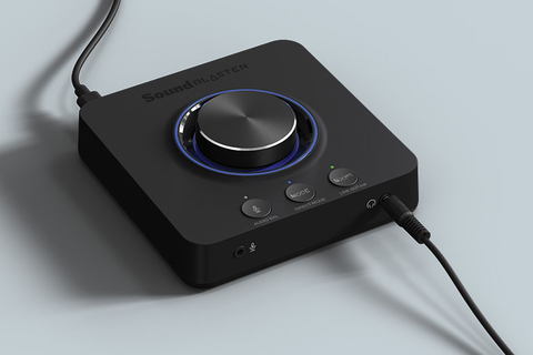 Super X-Fiでヘッドフォン再生も強化、約1.1万円の新Sound