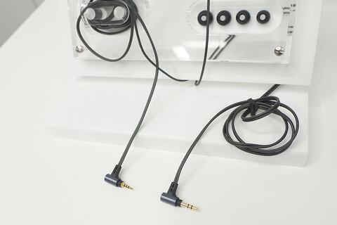 Technics初のイヤフォン。磁性流体採用&超高域100kHz再生、12万円 - AV