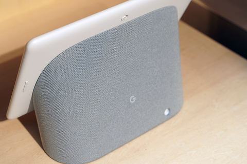 カメラ搭載、手をかざして操作できる「Google Nest Hub Max」 - AV Watch