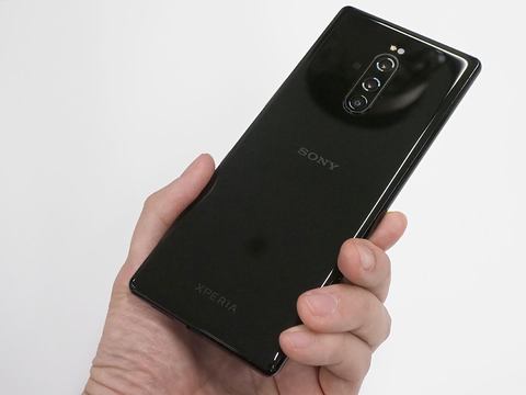 Xperia 1のプロ向け特別仕様版。画質個別調整、デュアルSIM