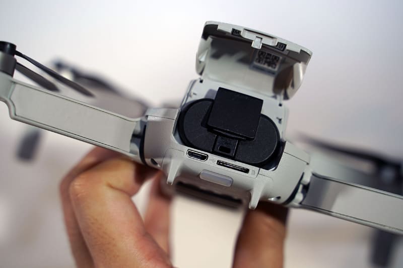 日本特別モデルのバッテリー