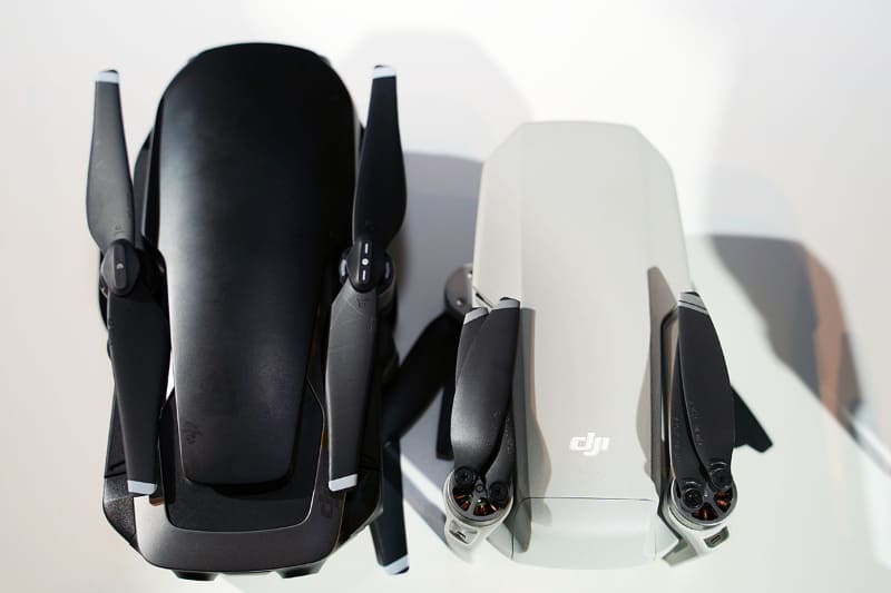 Mavic Air(左)と比較したところ