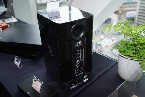 【10万相当】ELAC UB51-BK スピーカー＆台座セット ELACからワイヤレススピーカー。4,500万円の超弩級アナログプレーヤー