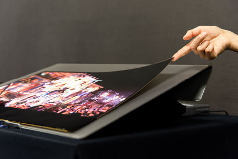 JOLED能美事業所で、世界初の印刷方式有機ELディスプレイ量産ライン