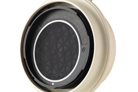 DALI初のヘッドフォン「IO」。「スピーカー同様のクラス最高サウンド