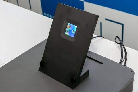 JDI、精細度265ppiで明るさ3,000cdのマイクロLEDディスプレイ。12.3型