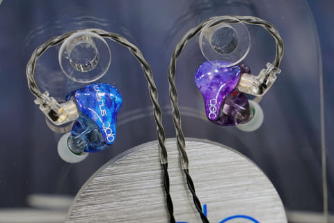 静電型+BA+ダイナミック+“骨伝導”イヤフォン登場。final「A8000」も