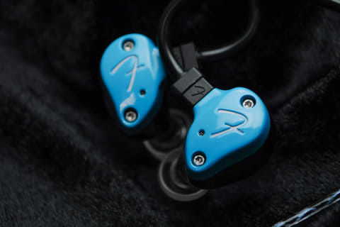 FENDERのイヤフォン「NINE 2」に、新色「NINE 2 TAOS TURQUOISE」 - AV