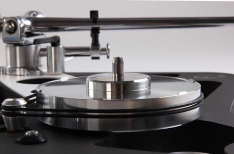 REGA、新筐体のハイエンドレコードプレーヤー「Planar 10