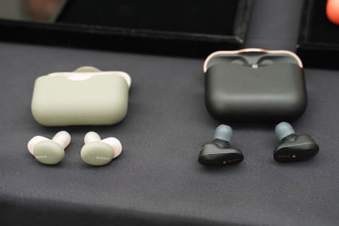 ミニレビュー】ソニーの低価格完全ワイヤレス「WF-H800」と「1000XM3