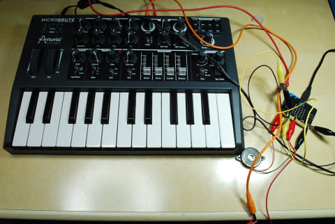 藤本健のDigital Audio Laboratory】簡単プログラミングで演奏! 超小型