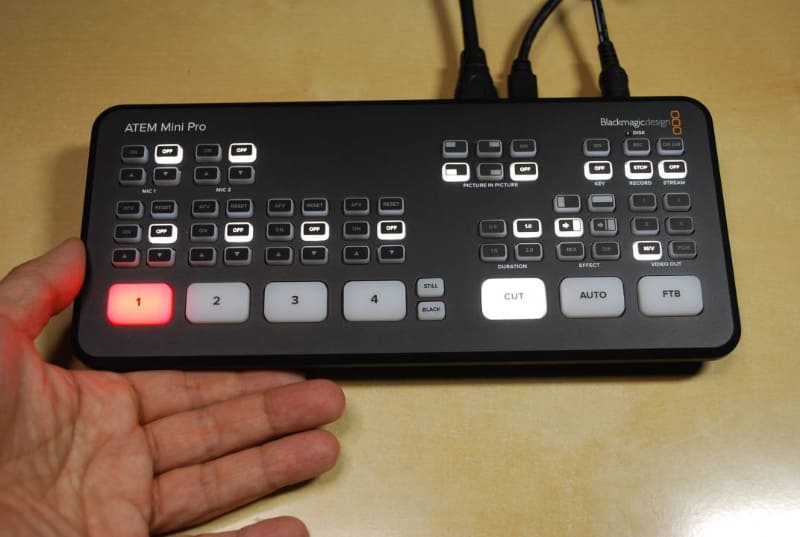 届いた「ATEM Mini Pro」。想像以上にコンパクトな印象