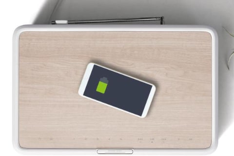ヤマハ、上に置いたスマホを充電できるデスクトップオーディオ - AV Watch