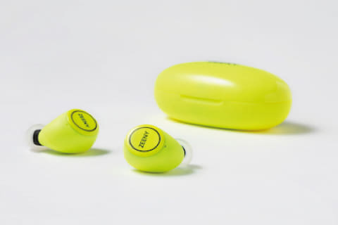 スマホ通知を声で読み上げる完全ワイヤレス「Zeeny Lights」の音質強化