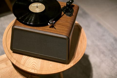 新品 レコードプレーヤー スピーカー内蔵式 Bluetooth5.0対応 レコードプレーヤー USB録音 スピーカー内蔵 Bluetooth5.0受信