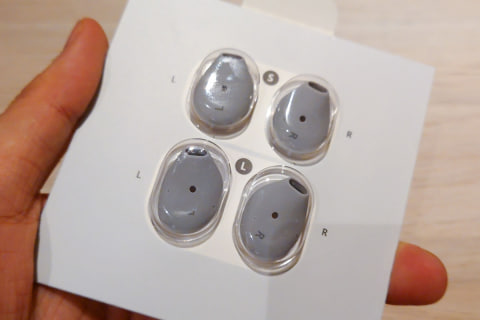 Surface Earbuds 新品同様 西田宗千佳のRandomTracking】マイクロソフトの完全ワイヤレス