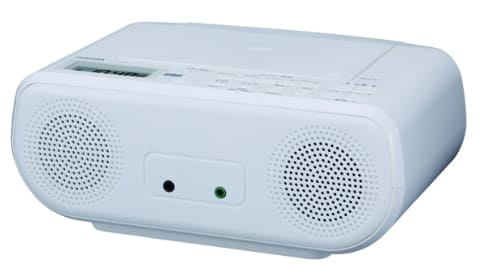【中古】「非常に良い」東芝 CDラジオ TY-C260 (W) スリム &amp; コンパクト ワイドFM対応 アルカリ乾電池対応 奥行6.2cm 語学学習機能充実モデル TOSHIBA CDラジオ TY-C260