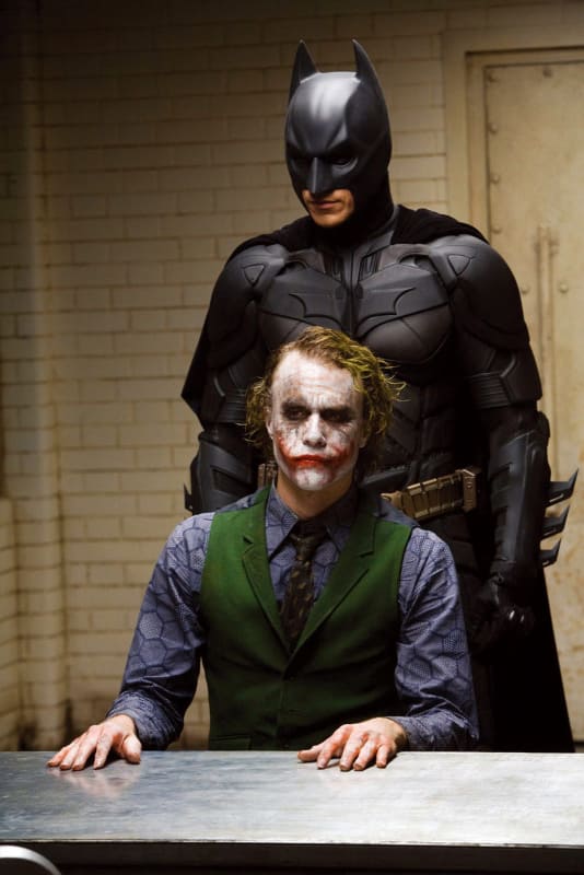 「ダークナイト」<br/><span class="fnt-70">(C)2008 Warner Bros. Entertainment Inc. All rights reserved.</span>