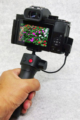 小寺信良の週刊 Electric Zooma!】Vlogger市場にパナソニックが参戦