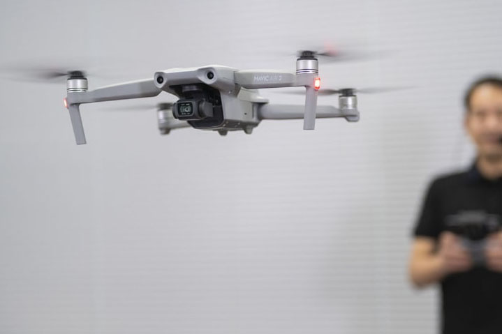 小型ドローン「Mavic Air 2」