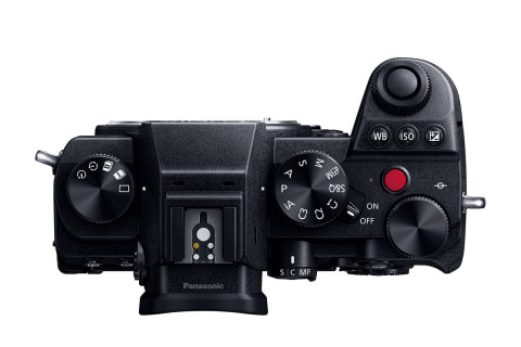 パナソニック、小型フルサイズ・4K/60p対応で約24万円「LUMIX S5