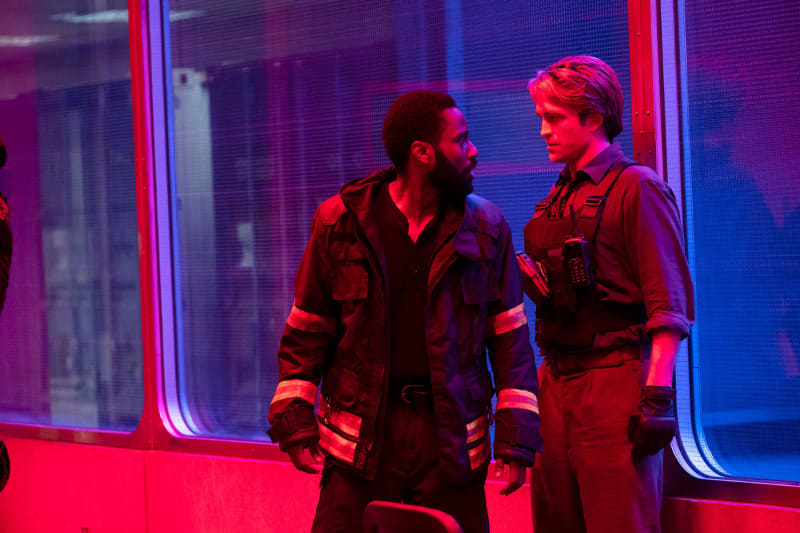 「TENET テネット」<span class="fnt-70">(C)2020 Warner Bros Entertainment Inc. All Rights Reserved</span>