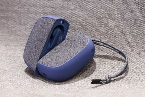ケースがスピーカーになる1台3役の完全ワイヤレスイヤフォン - AV Watch