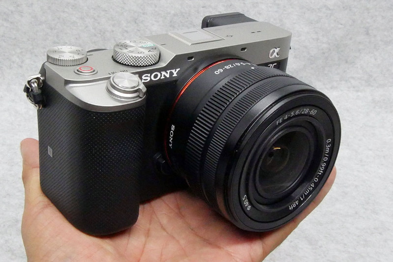 フルサイズで手乗りサイズを実現した「α7C」