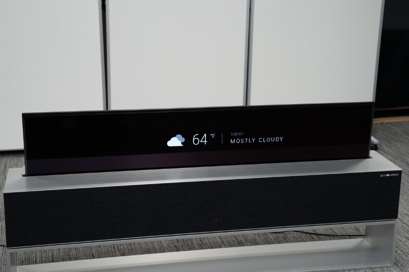 時計や天気予報を表示したり、ユーザーが登録した写真を表示する事もできる