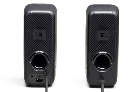 JBLのゲーミングスピーカー「Quantum DUO」。Bluetooth接続も
