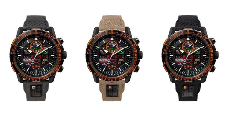 コンプリートセットには3種類のバンドが付属する(左からNERV本部、ロンドン支部、ベルリン支部仕様)