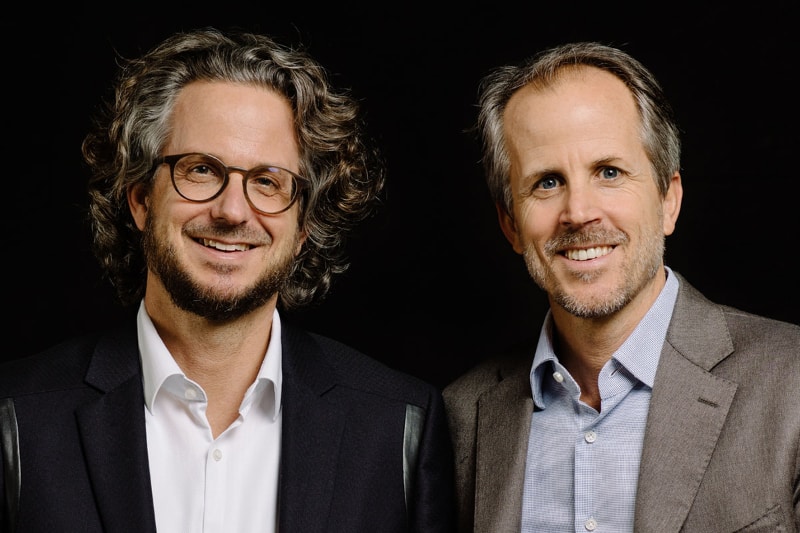 CEOのDaniel Sennheiser氏とAndreas Sennheiser氏
