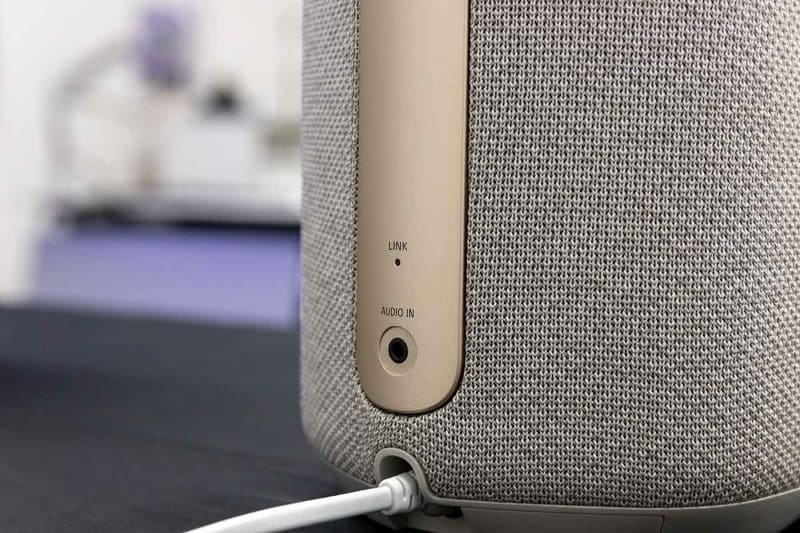 「SRS-RA3000」の本体背面