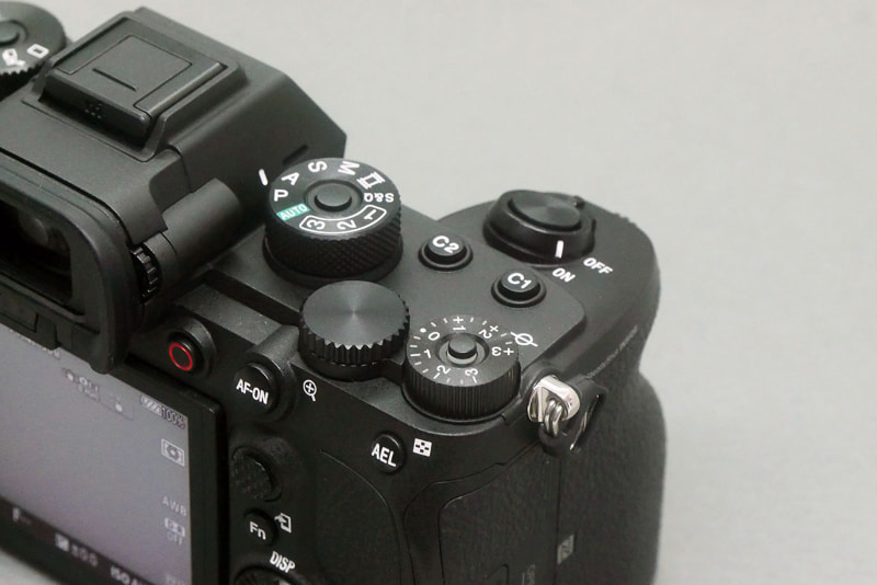 各ダイヤルにロック機構を装備