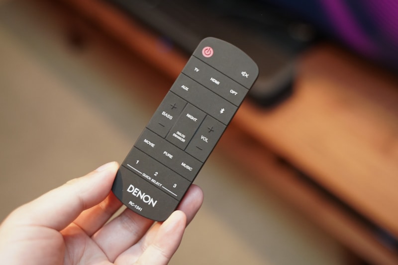 付属のリモコン