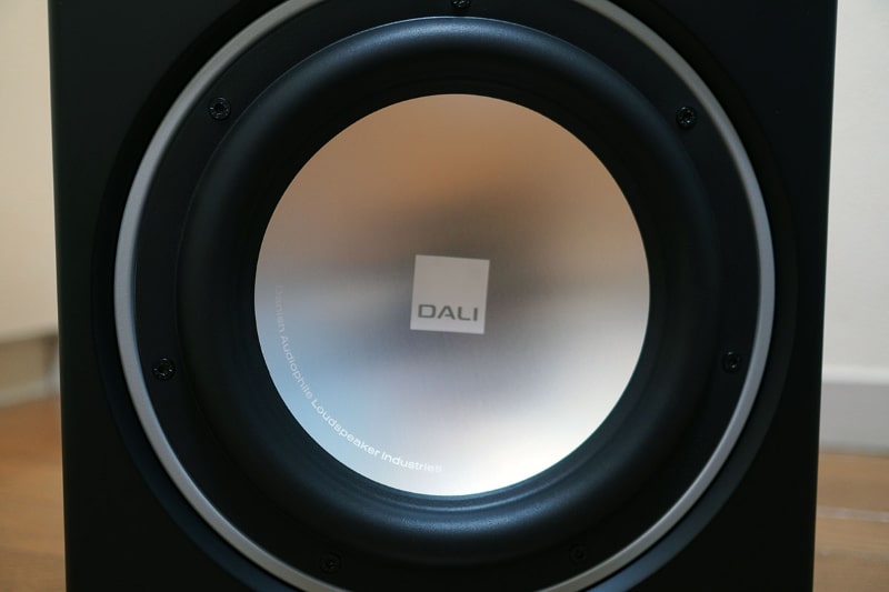 ユニット中央にはDALIの新ロゴ