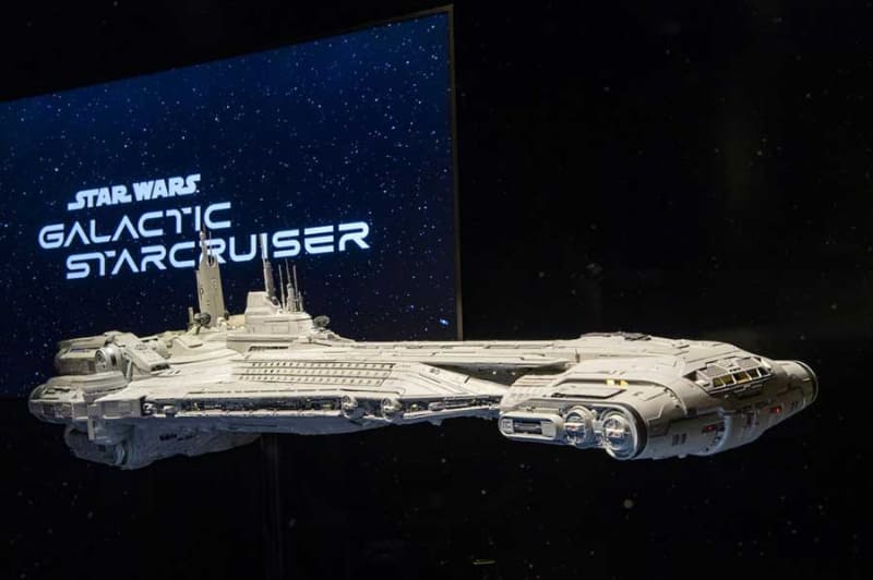 宇宙船「Halcyon starcruiser」<br><span class="fnt-70">(C)Disney (C)&TM Lucasfilm Ltd.</span>