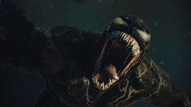 ヴェノム<br><span class="fnt-70">(C)2021 CTMG. (C) & ™ 2021 MARVEL. All Rights Reserved.</span>