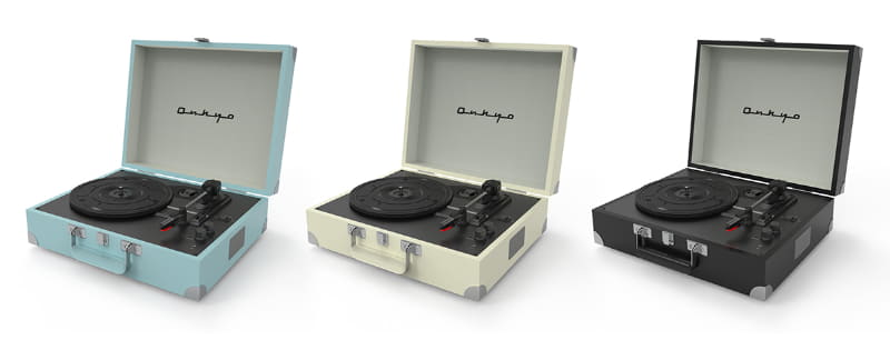 左からソニックブルー、ヴィンテージホワイト、ミスティックブラック