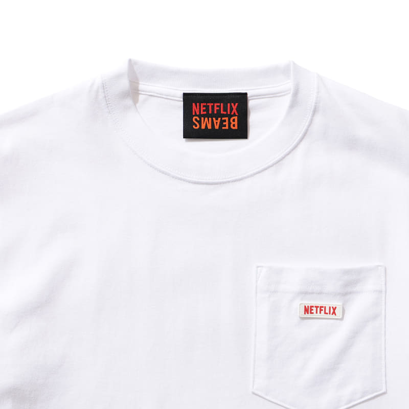 2枚入りのパックTシャツ。胸元にはロゴを施したシンプルなデザイン。「Netflix × BEAMS 2PACK POCKET T-SHIRT」(7,700円)