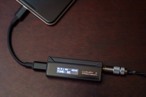 スマホ+ガチなUSB DAC”でDAP並の高音質、楽彼「W2」が凄い - AV Watch