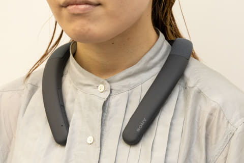 ソニー、マイク×2基搭載のWeb会議向けネックスピーカー - AV Watch