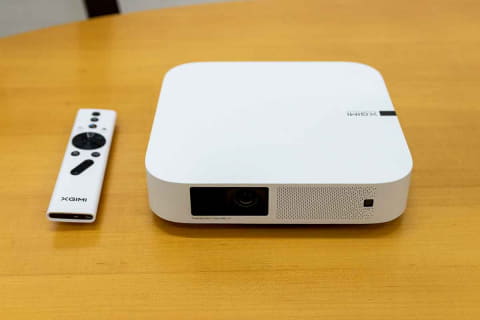 xgimi アラジン z6 ホワイト プロジェクター フルHD xgimi アラジン z6 ホワイト プロジェクター フルHD あの「popIn