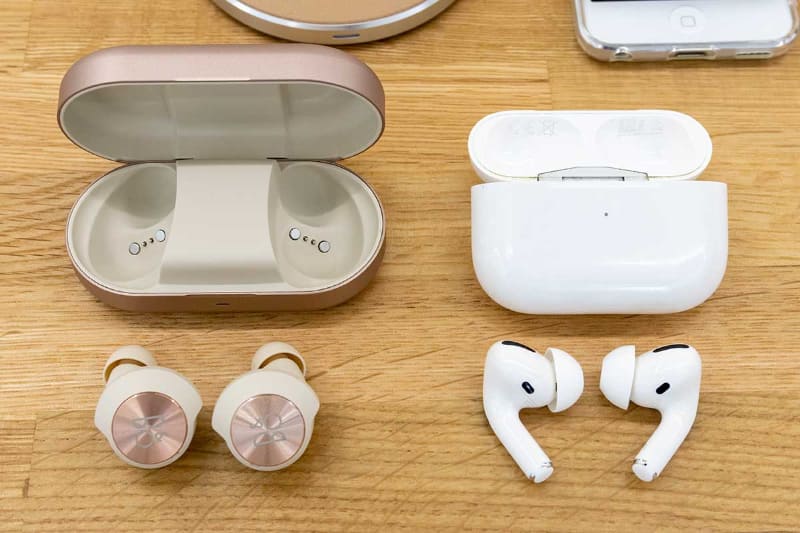 アップルのAirPods Proとのサイズ比較