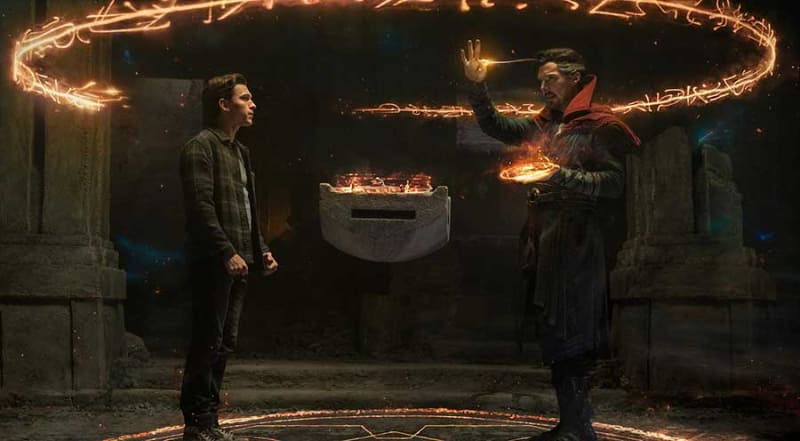 <span class="fnt-70">(C)2021 CTMG. (C) & ™ 2021 MARVEL. All Rights Reserved.</span>