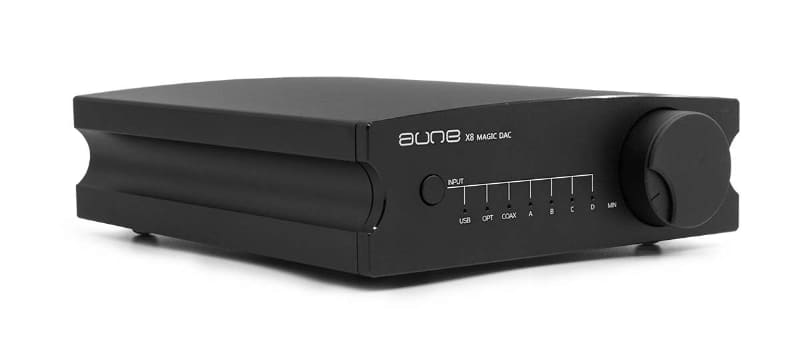 DACアンプ「X8」